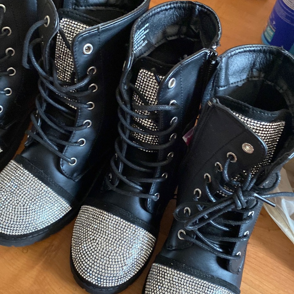 Stoned up boots